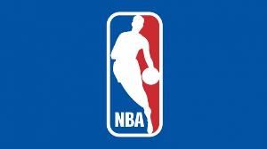 防守挺不错！勇士56号秀理查德7中3&三分5中1拿10分6板3断1帽